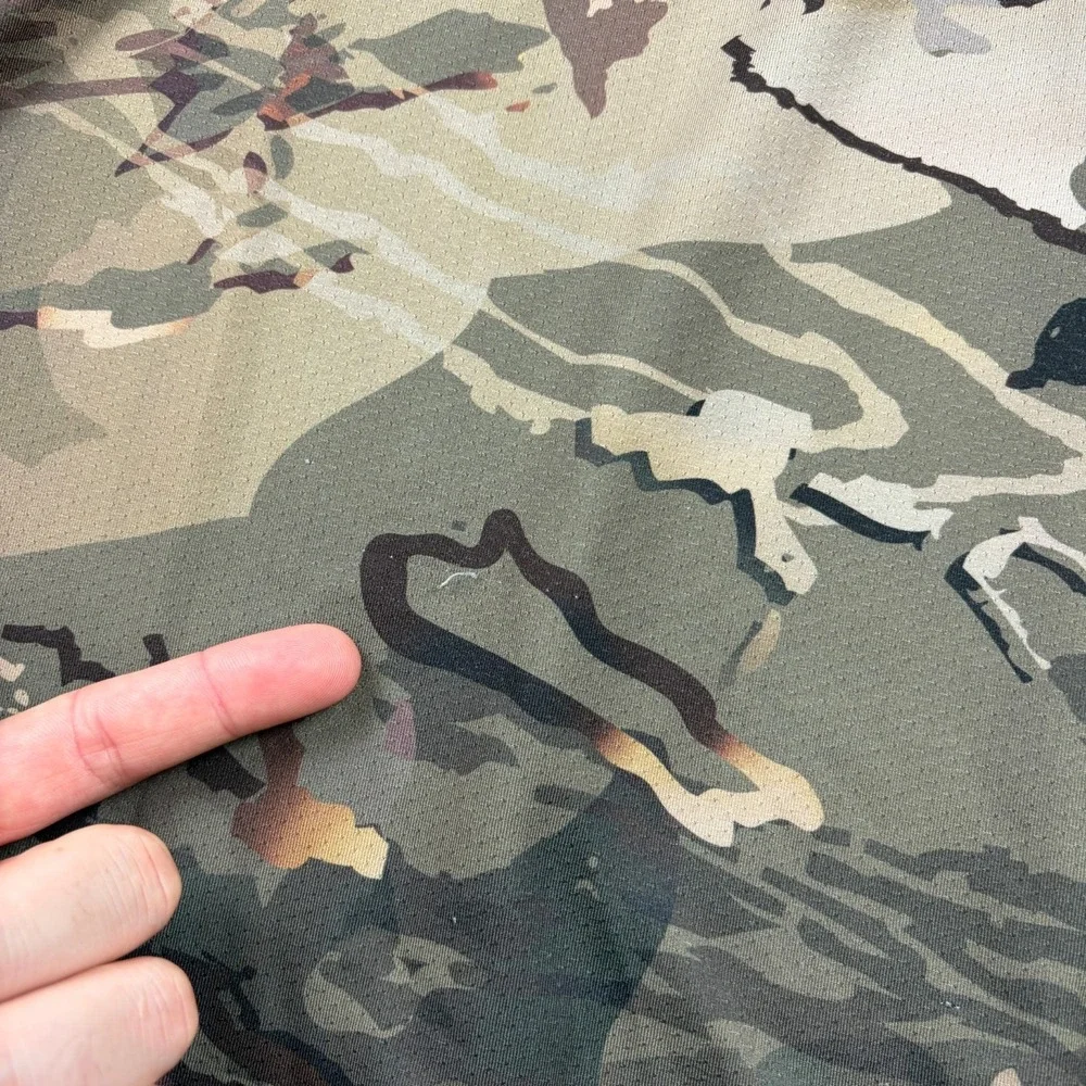 Under Armour Shirt Mens Medium Camo Iso Chill Brush Line Short Sleeve Loose Fit